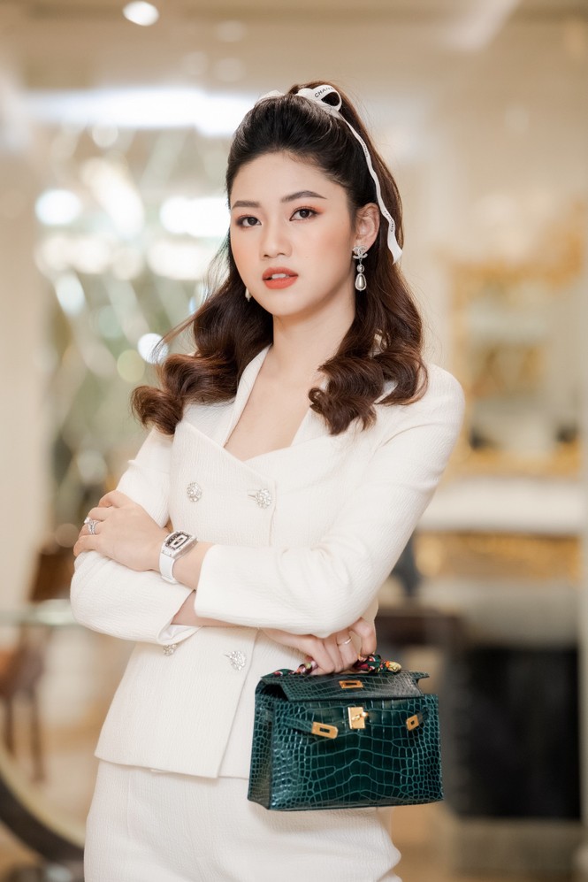 Á hậu Ngô Thanh Thanh Tú bật mí về cuộc sống 'bỉm sữa' và ông xã doanh nhân - ảnh 5