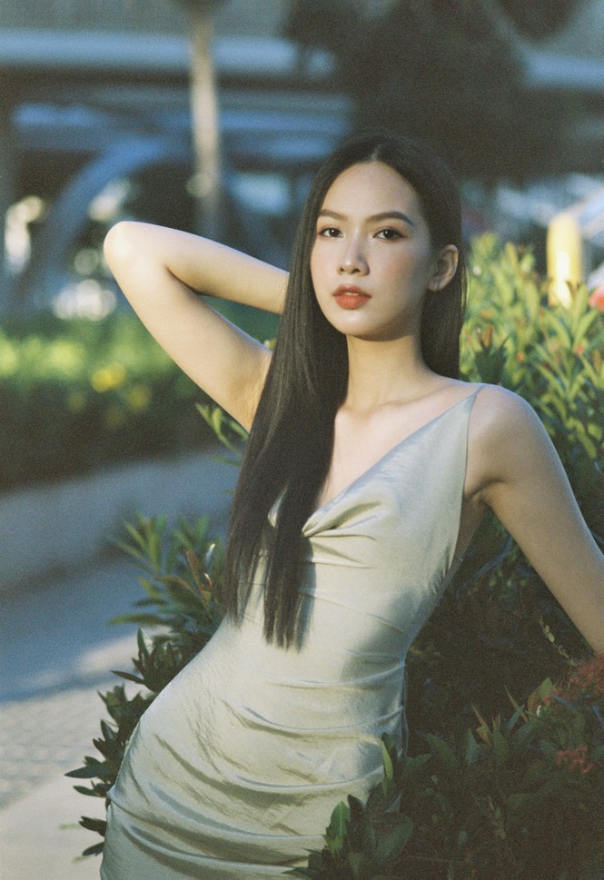 Cô gái có làn da đẹp nhất Hoa hậu Việt Nam 2020 xinh 'mong manh như sương khói'  - ảnh 8