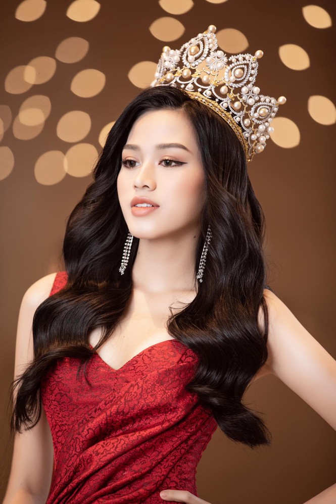 Đỗ Thị Hà chia sẻ thời điểm khó khăn nhất sau đăng quang Hoa hậu Việt Nam 2020 - ảnh 2