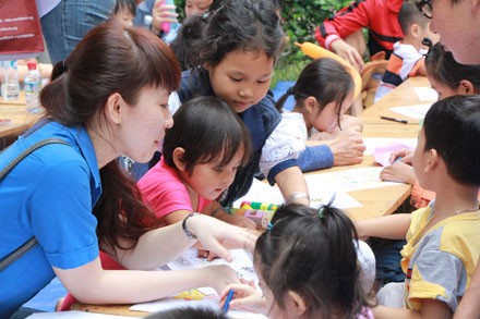Ra mắt thư viện xanh dành cho bệnh nhi - ảnh 9