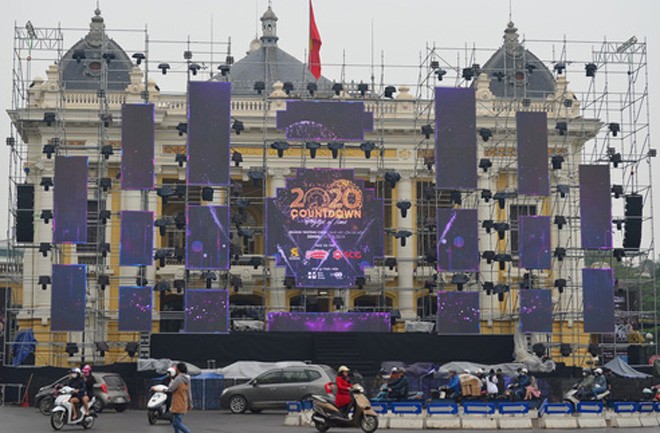 Pháo hoa rực sáng đón năm mới 2020 - ảnh 54