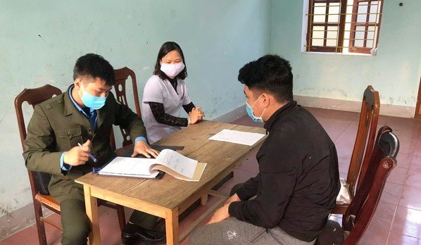 TP.Vinh xử phạt hơn 100 trường hợp vi phạm Chỉ thị 16 - ảnh 2
