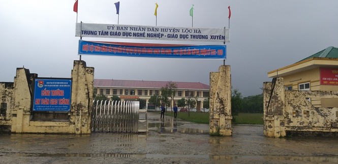 Nam sinh lớp 10 bị đâm trọng thương sau giờ học - ảnh 1