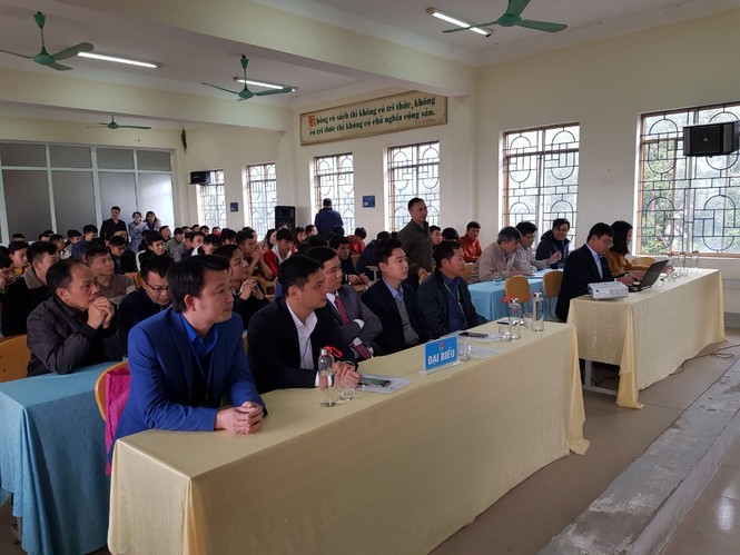 Hàng trăm sinh viên Nghệ An tham gia hội thảo Khởi nghiệp, định hướng việc làm 2019 - ảnh 2
