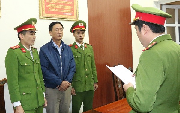 Cán bộ địa chính chỉnh sửa giấy tờ đất chiếm đoạt hơn 300 triệu đồng - ảnh 1