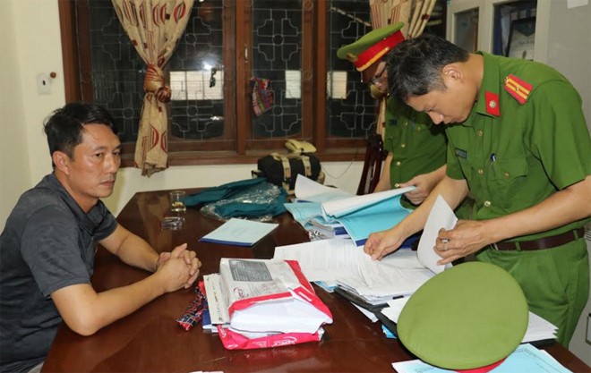 Khởi tố đối với nguyên cán bộ Ban dân tộc tỉnh Nghệ An - ảnh 1