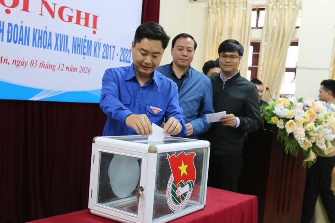 Anh Lê Văn Lương giữ chức Bí thư Tỉnh đoàn Nghệ An - ảnh 1