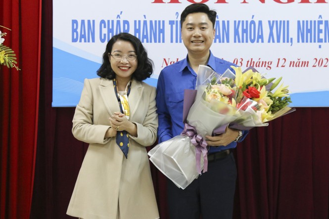 Anh Lê Văn Lương giữ chức Bí thư Tỉnh đoàn Nghệ An - ảnh 7