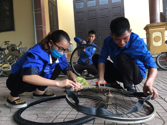 Đoàn thanh niên Hà Tĩnh “biến” phế liệu thành xe đạp tặng cho học sinh nghèo - ảnh 4