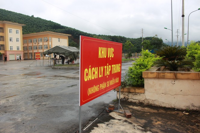 Hà Tĩnh gấp rút hoàn thành phòng cách ly riêng biệt cho trường hợp F1, F2 - ảnh 10
