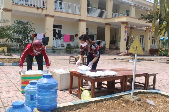 Hà Tĩnh gấp rút hoàn thành phòng cách ly riêng biệt cho trường hợp F1, F2 - ảnh 9