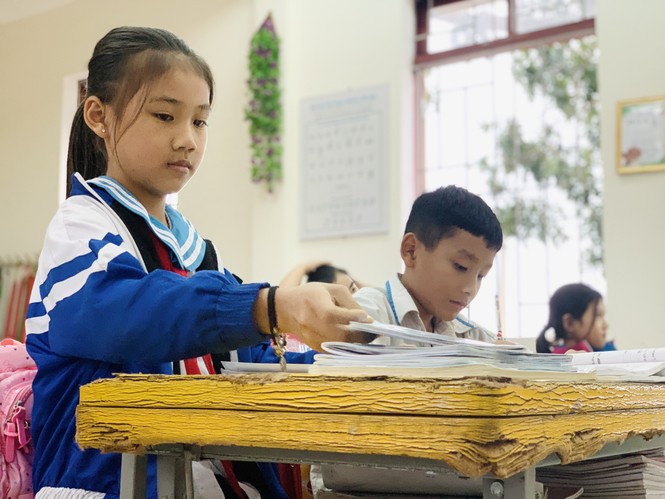 Nhiều trường học Hà Tĩnh chồng chất khó khăn sau lũ - ảnh 2