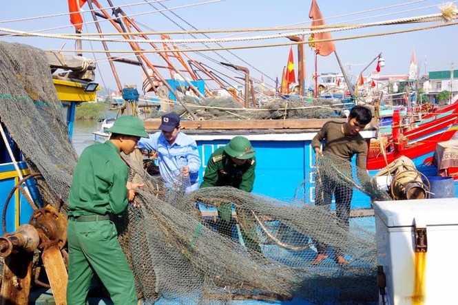 Bão 13 dữ dội nhất từ đêm nay đến sáng mai, nguy cơ ngập lụt lớn - ảnh 34