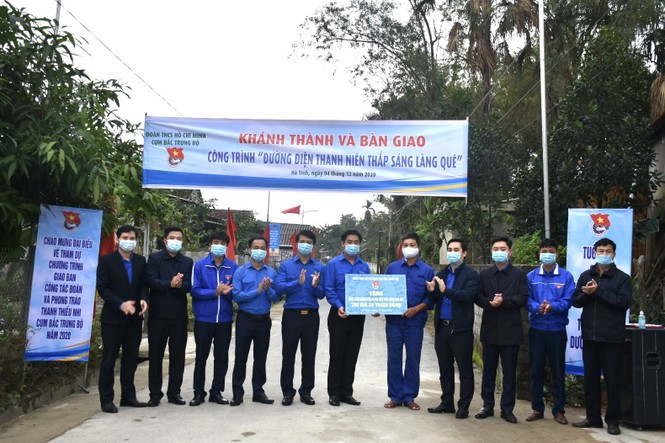 Thanh niên cụm Bắc Trung Bộ đi đầu trong phòng dịch COVID, khắc phục hậu quả thiên tai - ảnh 4