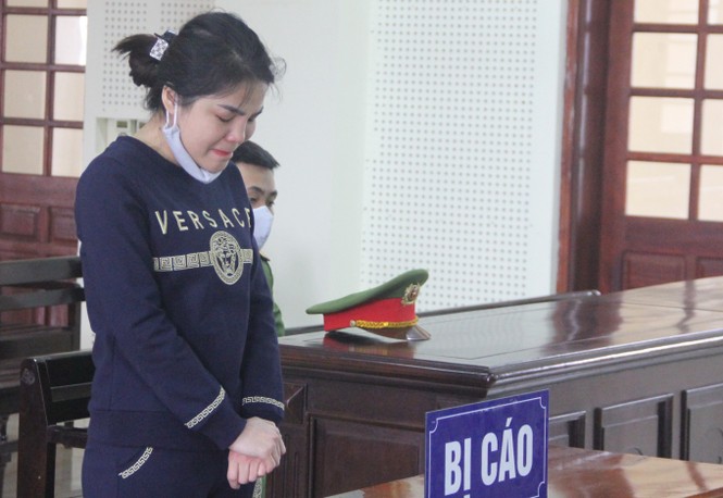 Giúp người tình xách ma túy, cô gái 9X lĩnh án chung thân - ảnh 1