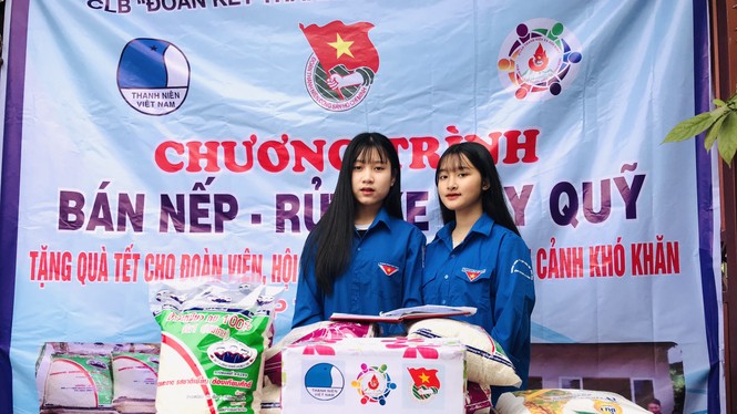 Tuổi trẻ Hà Tĩnh rửa xe gây quỹ hưởng ứng Tết vì người nghèo - ảnh 2