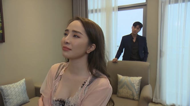 Về nhà đi con tập 65: Nhã gửi quà khiêu chiến Thư, diễn sâu trước mặt Vũ - ảnh 2
