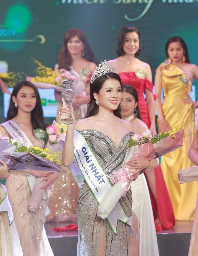 Huỳnh Thúy Vi đăng quang Người đẹp Du lịch Cần Thơ 2019 - ảnh 4