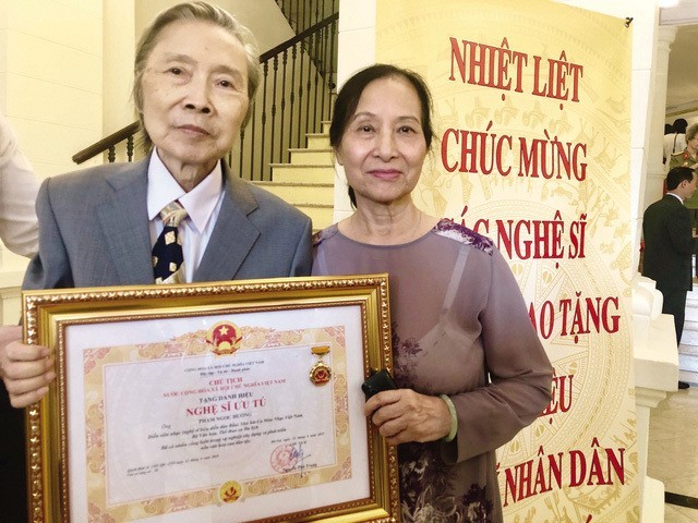 Nghệ sỹ Pham Ngọc Hướng, bố đẻ của anh em Ngọc Châu- Khánh Linh qua đời - ảnh 1