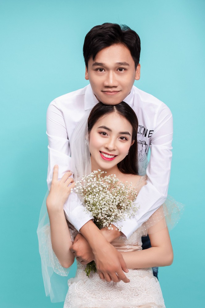 Ảnh tình tứ của Xuân Nghị - Trần Vân dấy lên tin đồn phim giả tình thật - ảnh 2