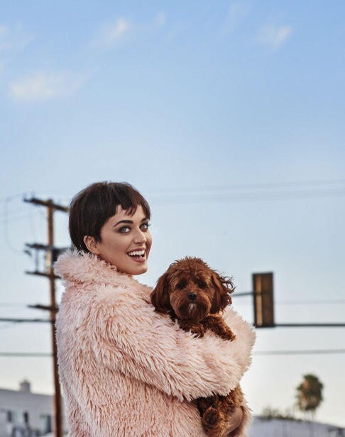 Katy Perry khoe dáng gợi cảm, cá tính - ảnh 4
