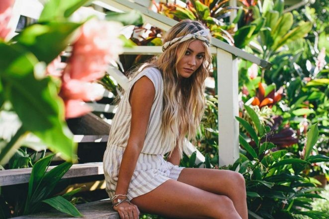 người mẫu,người đẹp,vẻ đẹp,váy,tạp chí,hãng thời trang,bikini,chiều cao, Bryana Holly - ảnh 10