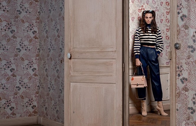 phong cách,hãng thời trang,bộ ảnh,Chanel,danh tiếng,nữ tính,mùa xuân,tạo dáng, Chanel, Fendi, Karl Lagerfeld, Vittoria Ceretti, Gigi Hadid, Bella Hadid - ảnh 24