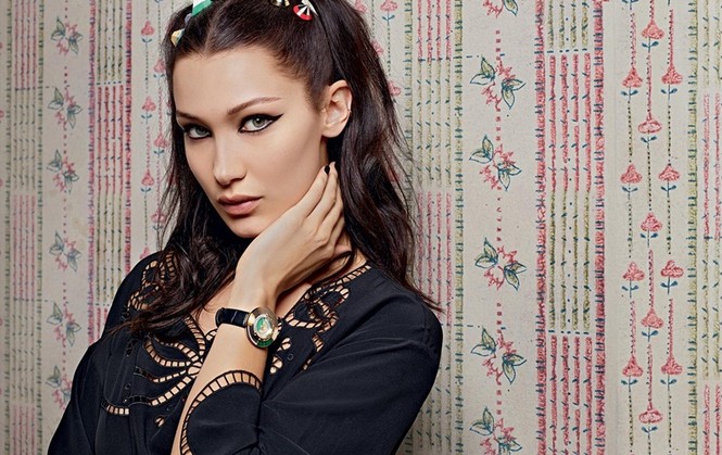 phong cách,hãng thời trang,bộ ảnh,Chanel,danh tiếng,nữ tính,mùa xuân,tạo dáng, Chanel, Fendi, Karl Lagerfeld, Vittoria Ceretti, Gigi Hadid, Bella Hadid - ảnh 7