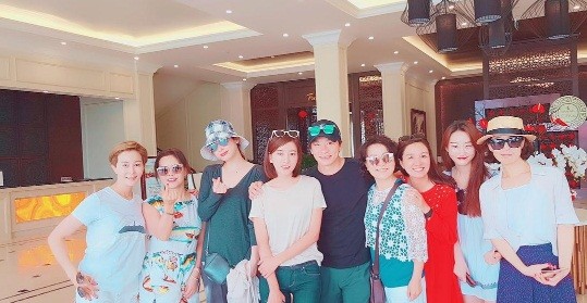 Kim Hee Sun vui 'hết cỡ' cùng đồng nghiệp ở Đà Nẵng - ảnh 15