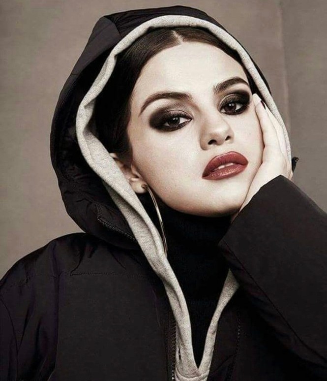 Selena Gomez quá đỗi gợi cảm, chính thức ‘yêu lại từ đầu’ với Justin Bieber - ảnh 18