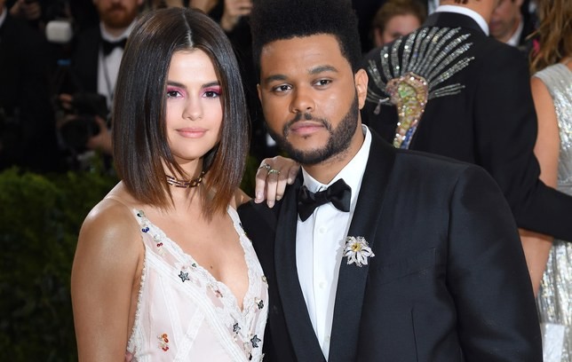 Selena Gomez quá đỗi gợi cảm, chính thức ‘yêu lại từ đầu’ với Justin Bieber - ảnh 11
