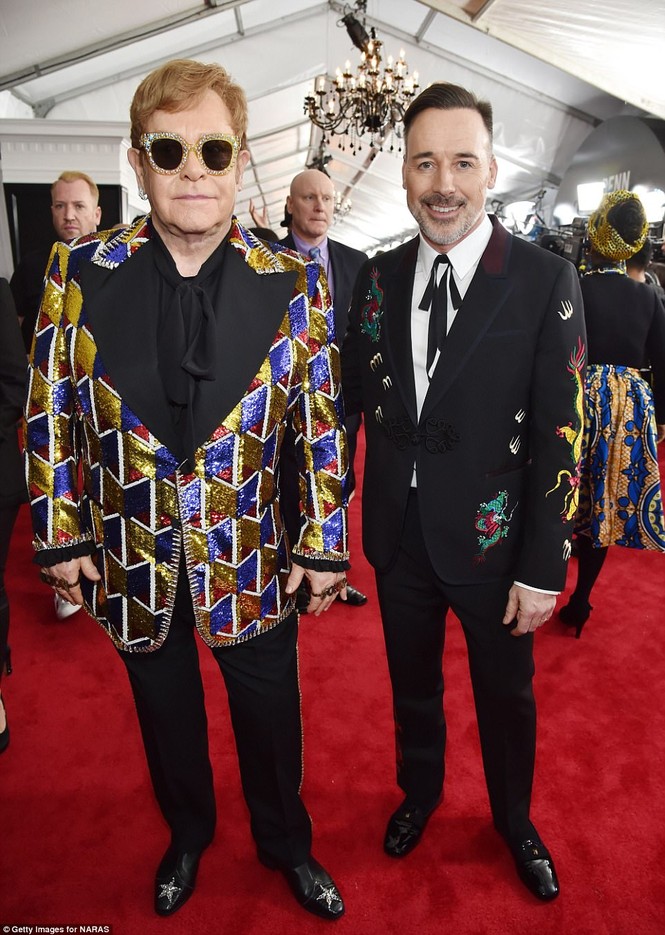 Rita Ora Grammy 2018 - ảnh 8