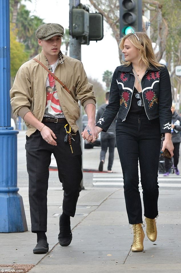 Brooklyn Beckham, Harper Beckham - ảnh 6