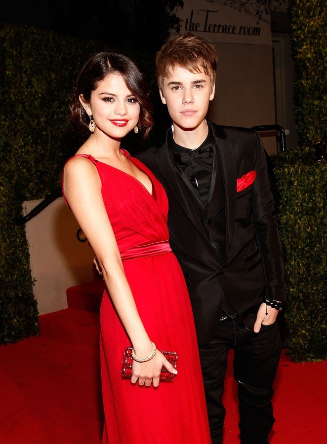 Selena Gomez Valentine - ảnh 4
