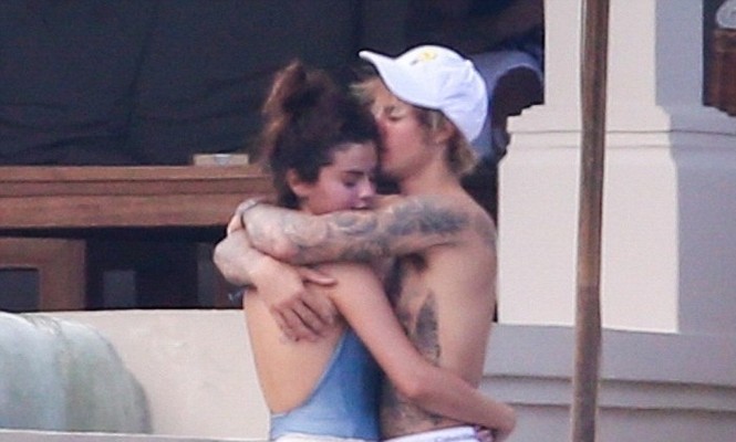 Selena Gomez Justin Bieber ôm nhau ở Jamaica - ảnh 6