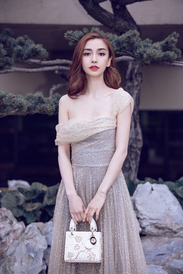 Angelababy lệch vai gợi cảm - ảnh 5