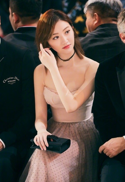 Angelababy lệch vai gợi cảm - ảnh 11