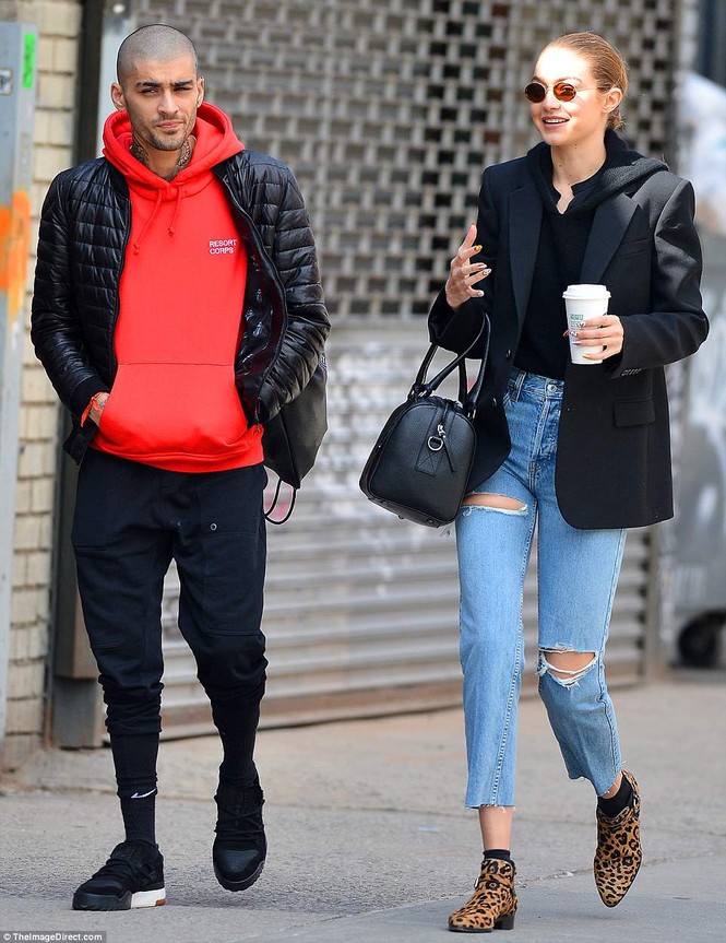 Gigi Hadid hôn Zayn Malik - ảnh 13