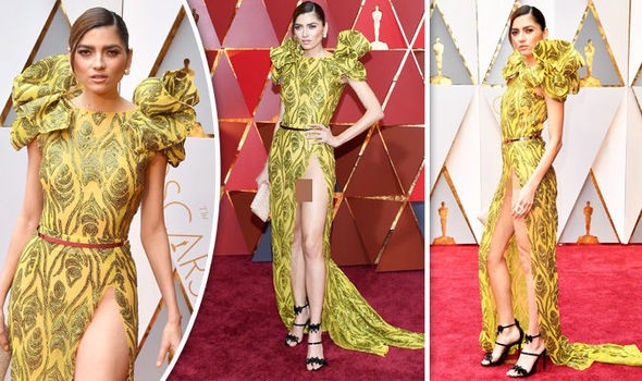 Sao nữ quen ‘hở bạo’ Blanca Blanco dự Cannes bên bạn trai hơn 31 tuổi - ảnh 1