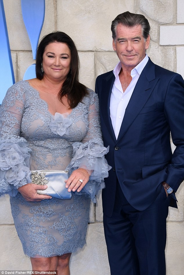 ‘Điệp viên 007’ Pierce Brosnan tái ngộ dàn người đẹp Mamma Mia - ảnh 13
