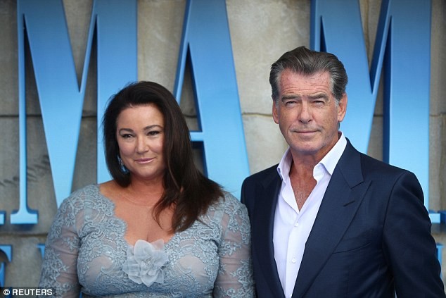 ‘Điệp viên 007’ Pierce Brosnan tái ngộ dàn người đẹp Mamma Mia - ảnh 10