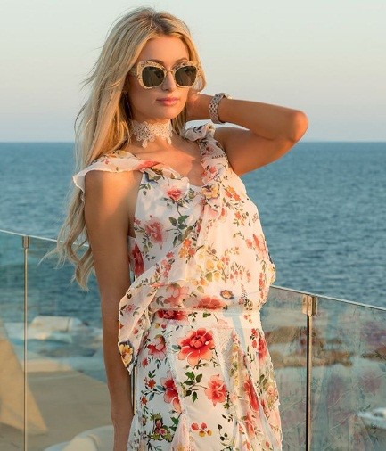 Paris Hilton bốc lửa gợi tình, tiết lộ tủ giày 'khủng' 23 tỉ đồng - ảnh 14