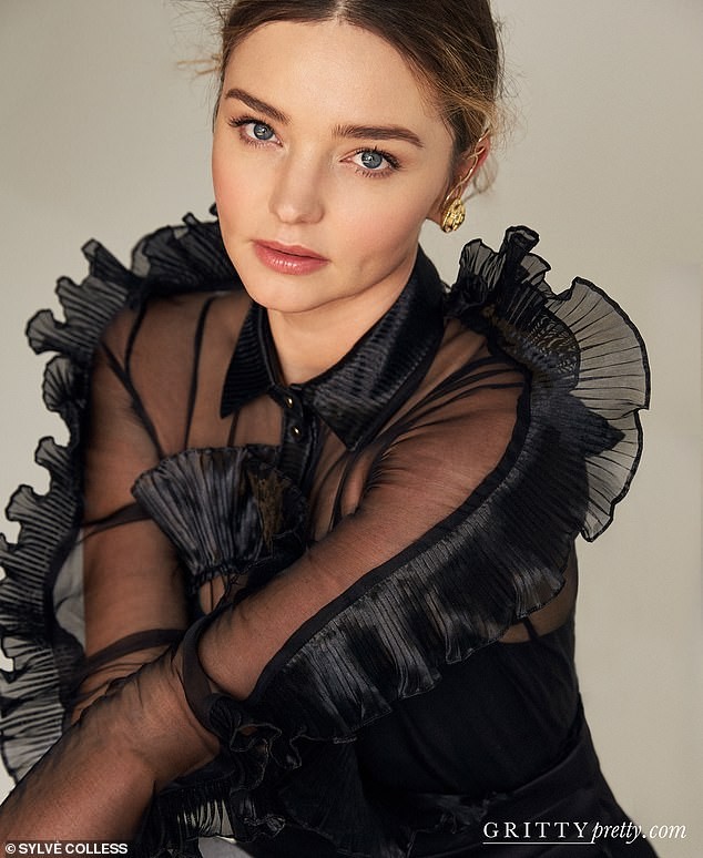 Miranda Kerr siêu quyến rũ khi mang bầu lần 3 - ảnh 16