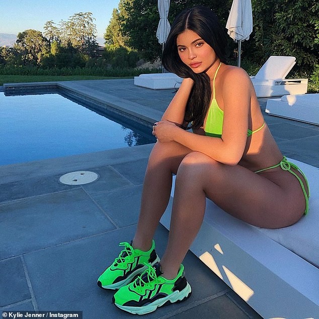 Em út nhà Kardashian thuê siêu du thuyền tổ chức sinh nhật 22 tuổi - ảnh 4