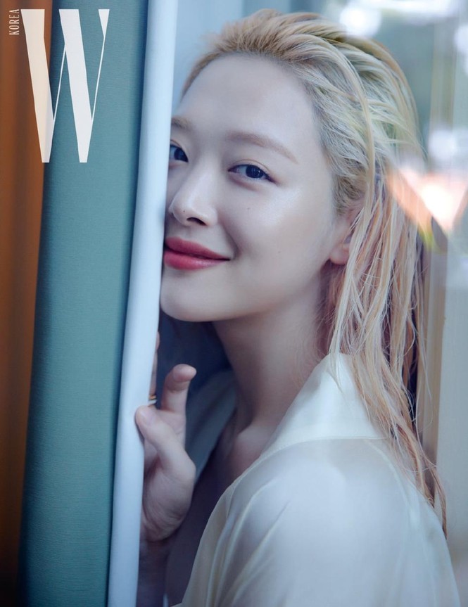 Hot girl nổi loạn xứ Hàn siêu quyến rũ với phong cách Lolita gợi cảm - ảnh 4