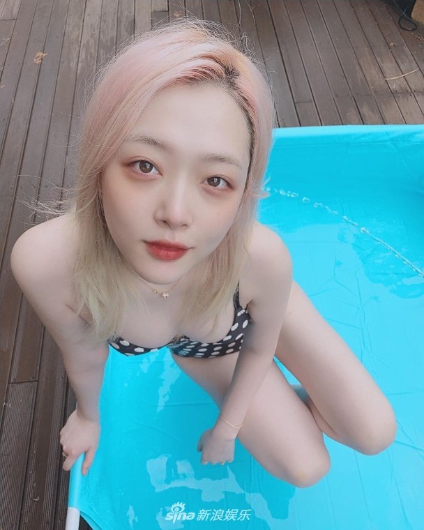 Hot girl nổi loạn xứ Hàn siêu quyến rũ với phong cách Lolita gợi cảm - ảnh 11