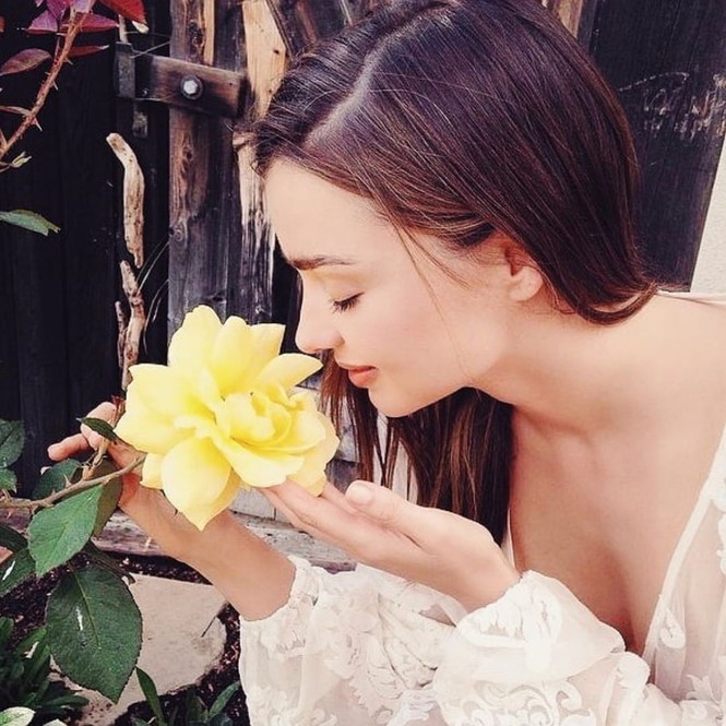 Bà bầu Miranda Kerr xinh đẹp quyến rũ, thân thiết với tình mới của chồng cũ - ảnh 9
