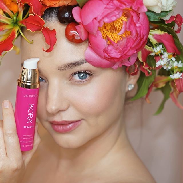 Bà bầu Miranda Kerr xinh đẹp quyến rũ, thân thiết với tình mới của chồng cũ - ảnh 6