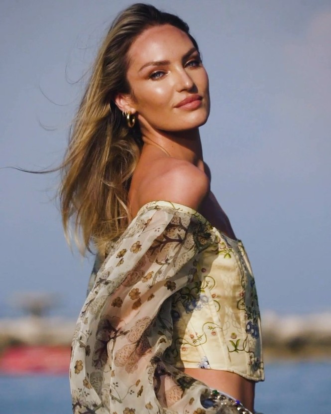 Say đắm loạt khoảnh khắc thiên thần của Candice Swanepoel - ảnh 24