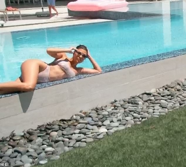 Mê mẩn dáng vóc tròn đầy của chị cả nhà Kim Kardashian - ảnh 2